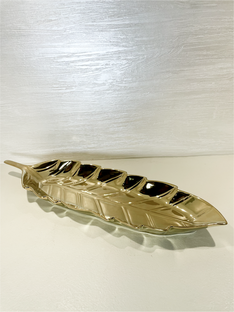 Plat en Forme de Feuille Doré pour Présentation