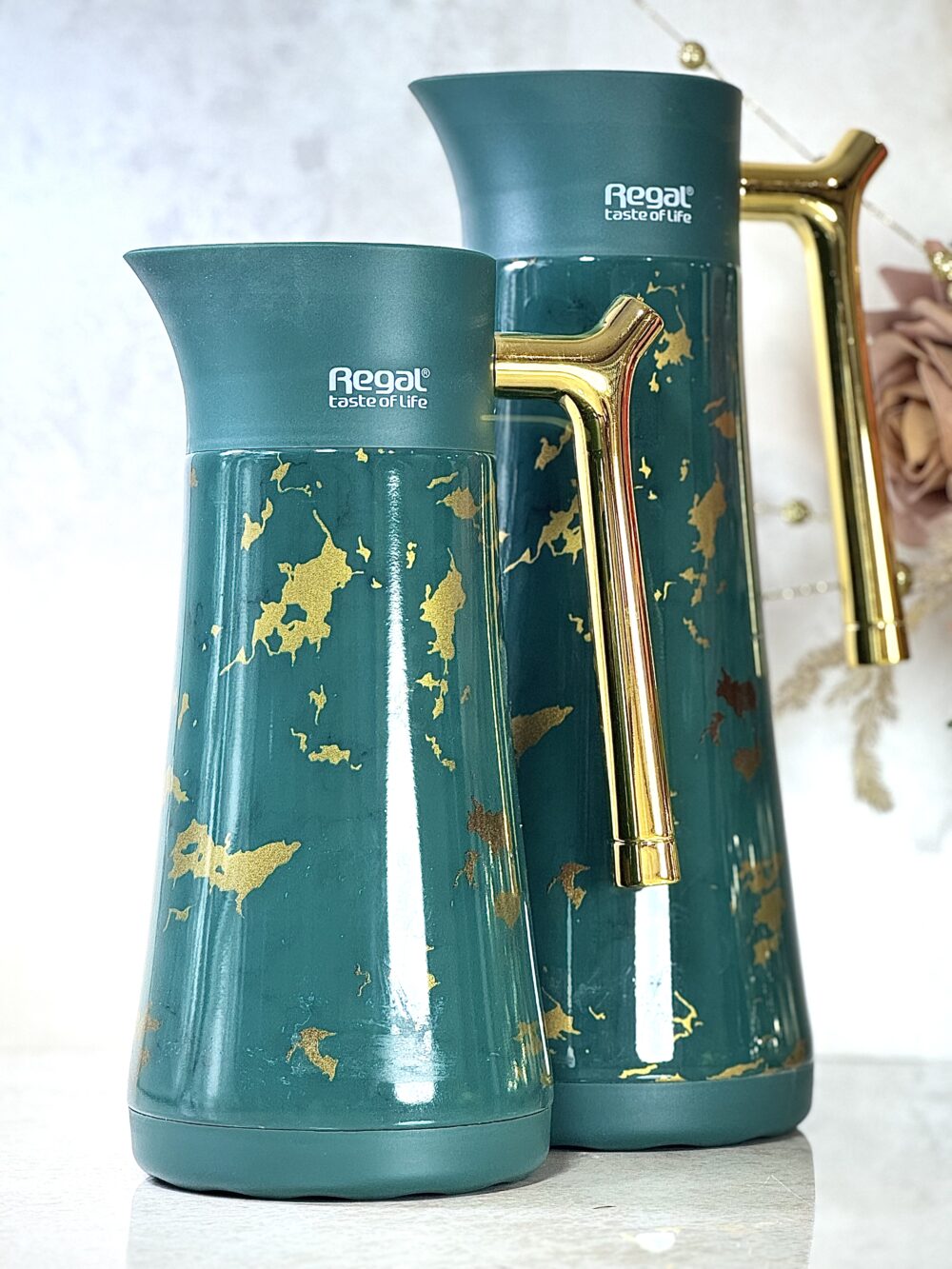 Ensemble de Thermos Verts avec Décorations Dorées – Disponible en 2 Tailles