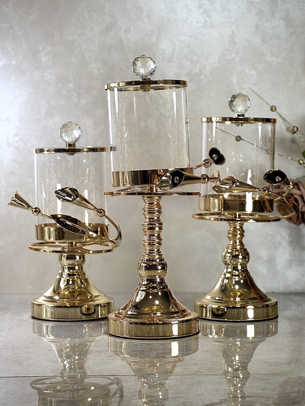 Ensemble de 3 Bocaux Élevés Élégants en Verre et Métal Doré – Décoration Raffinée et Lumineuse